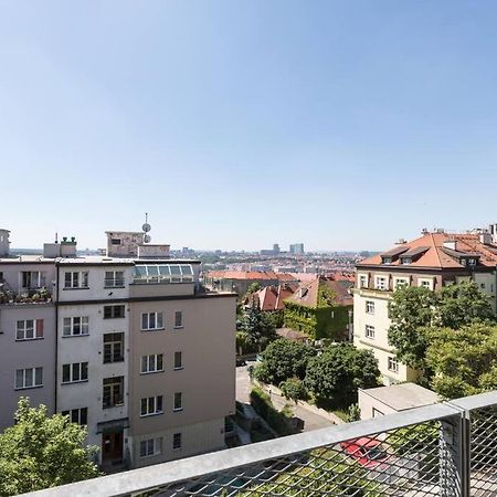 Jt'S Apartments Korunni Str. 布拉格 外观 照片